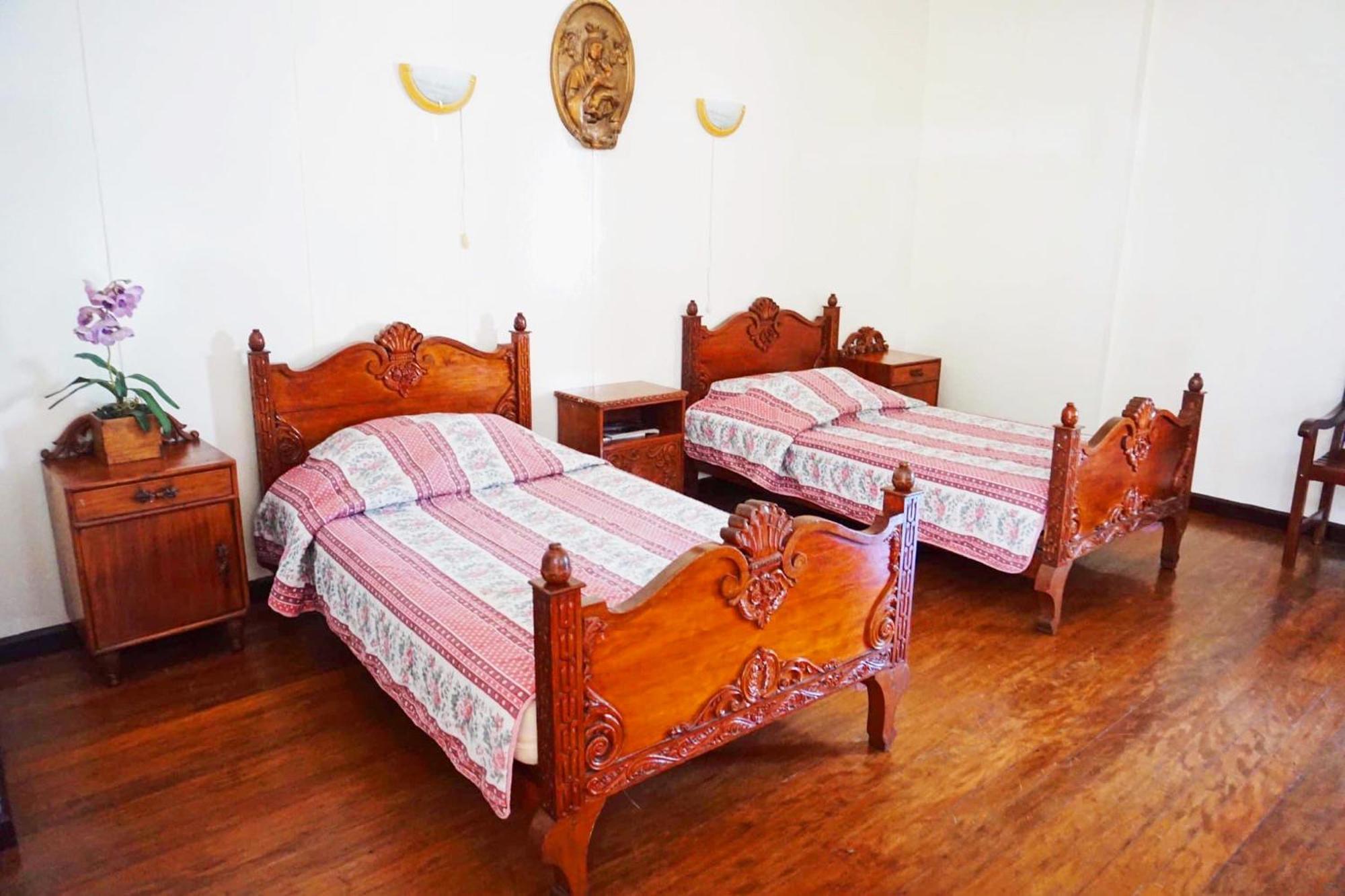 Casa Don Julian Guesthouse Bais Exterior photo